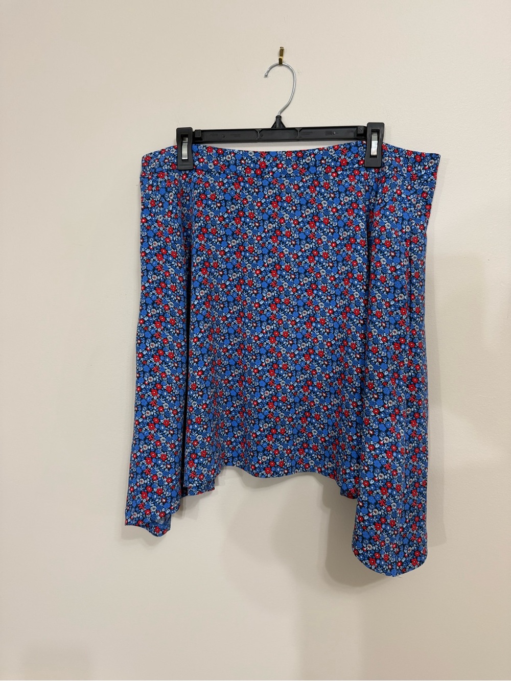 Tommy Hilfiger Skater Floral Mini Skirt Pockets Blue Red Casual Women’s Size 14